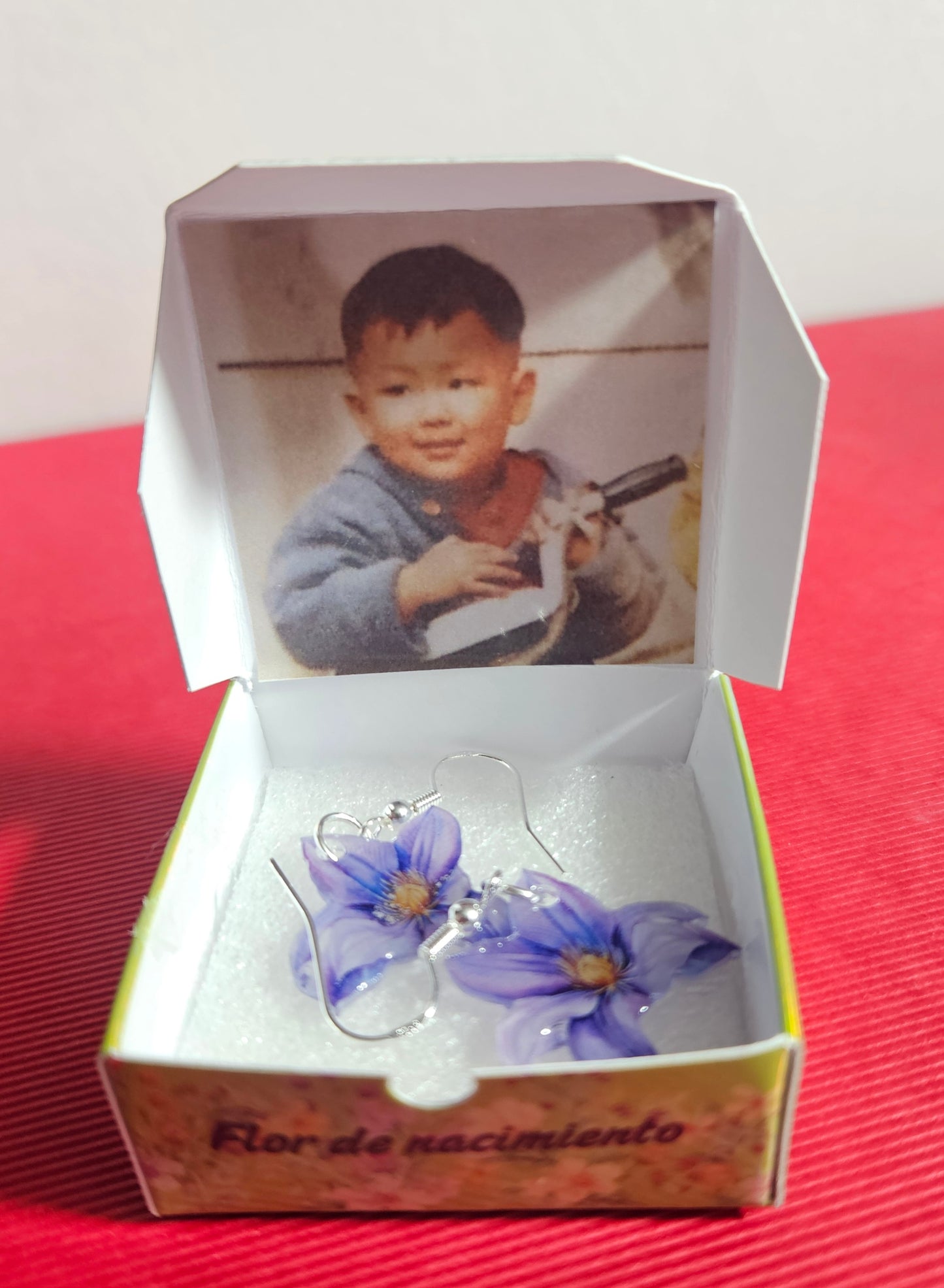 Pendientes flor de nacimiento Namu