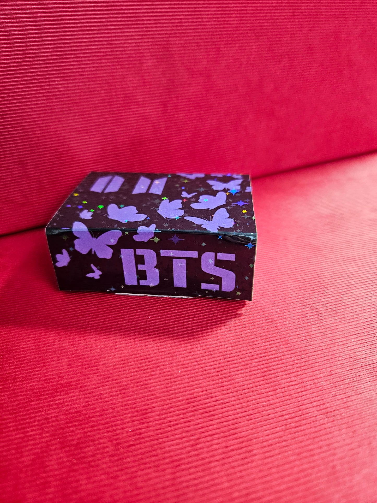 Collar y pendientes Bts