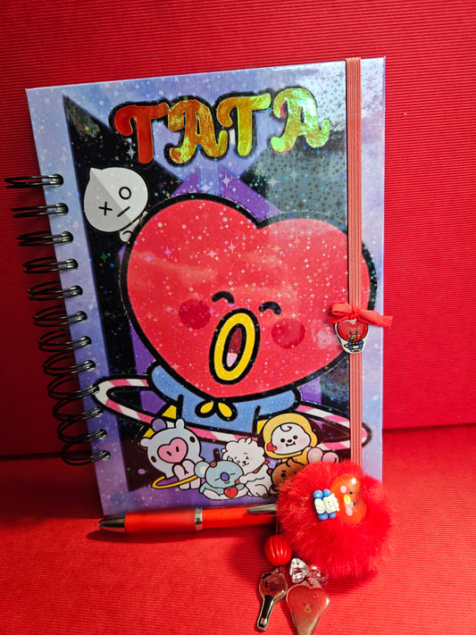 Cuaderno A5 +boligrafo Tata